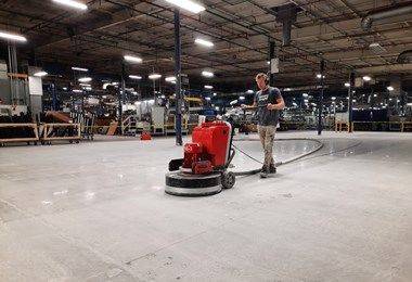 Planetary concrete ground grinder RONLON R780-3 sent to the United States - April 20, 2022