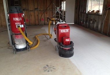 RONLON-grinding-machines-industrial-vacuum-cleaners-will-be-sent-to-Austria.