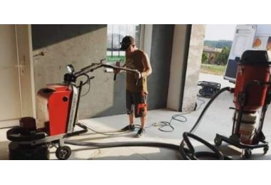 Ronlon R460 Planetary Gear Driven Concrete Grinder+RV3 Vacuum Are Working In Czech