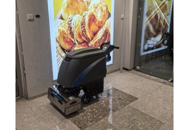 Innovative Escalator Cleaner is A Cleaning Solution Designed for Complex Environments