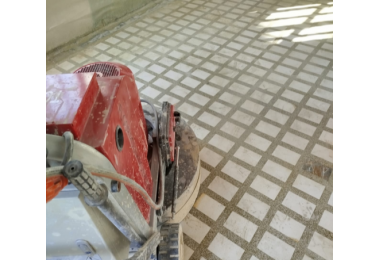 The tile floor polishing job has been done nicely in Serbia